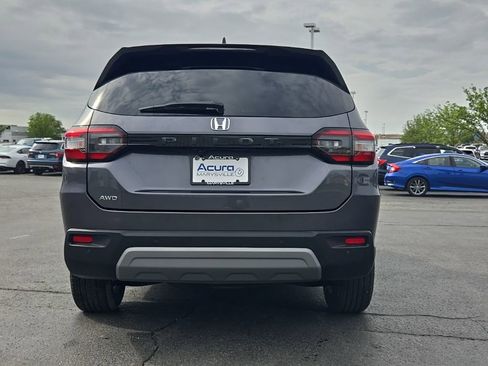 Used 2025 Honda Pilot EX-L image 6