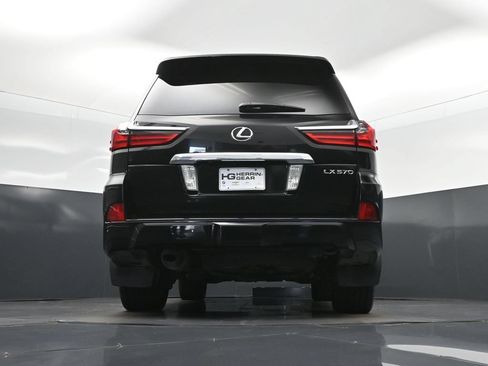 Used 2017 Lexus LX 570 4WD image 43