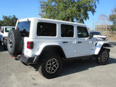 New 2026 Jeep Wrangler Unlimited Rubicon AWD/4WD image 6