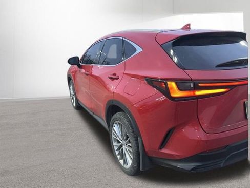 Used 2022 Lexus NX 300h AWD w/ Vision Package image 4