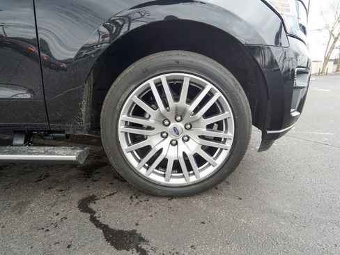 Used 2024 Ford Expedition Max Limited AWD/4WD image 16