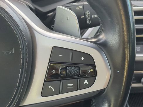 Used 2021 BMW X5 M50i w/ Premium Package image 28