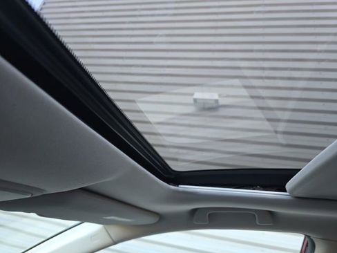 Used 2011 Honda CR-V EX-L image 12