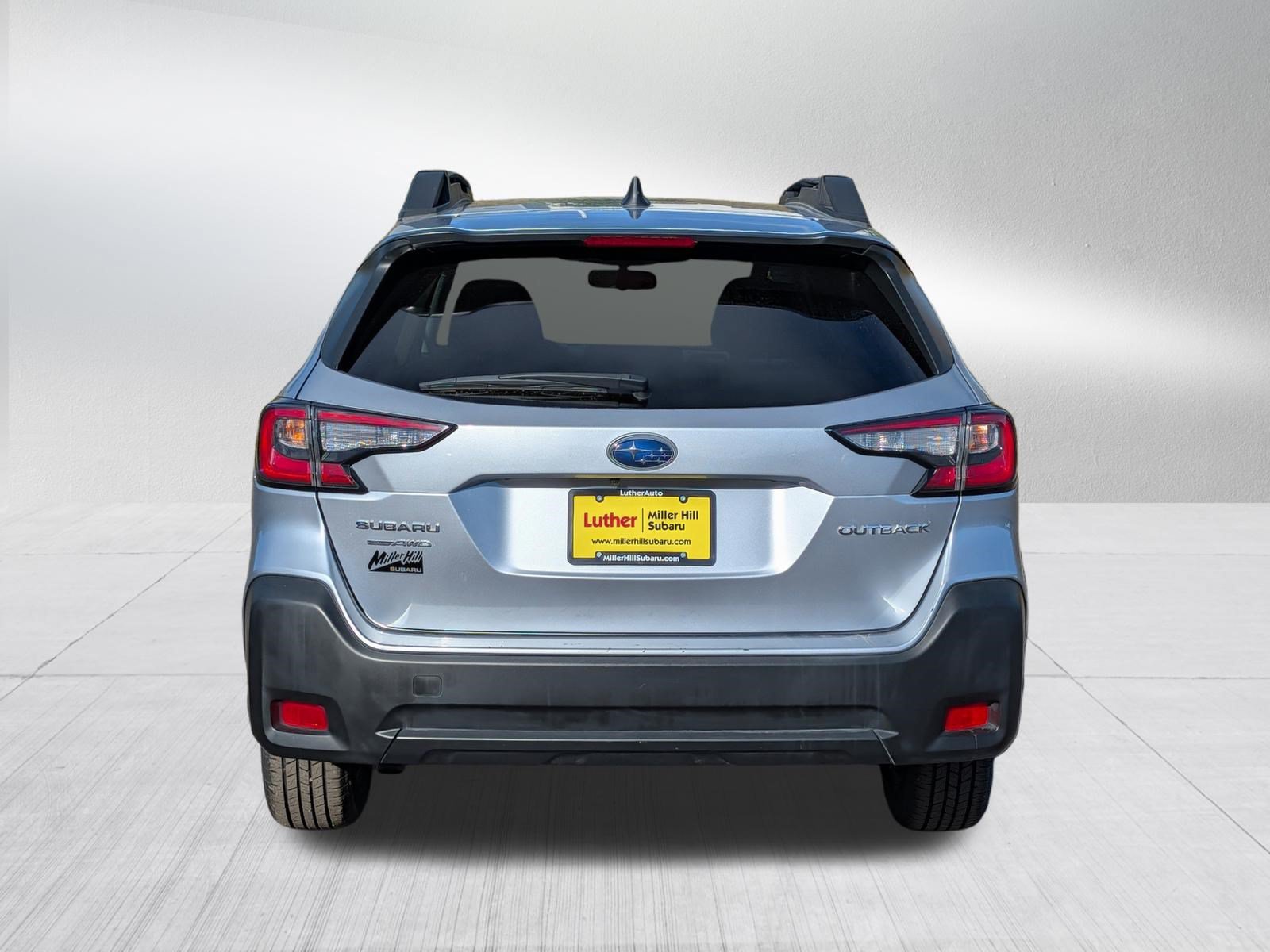 Used 2025 Subaru Outback Premium AWD/4WD image 6