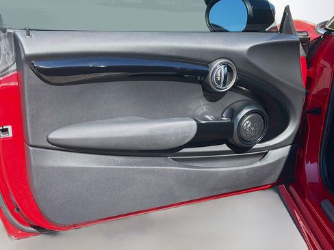 Used 2021 MINI Cooper S w/ 6.5" Touchscreen Package image 18