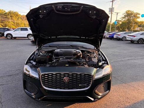 Used 2022 Jaguar XF R-Dynamic SE AWD/4WD image 11