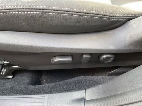 Used 2019 Subaru Forester Premium image 13