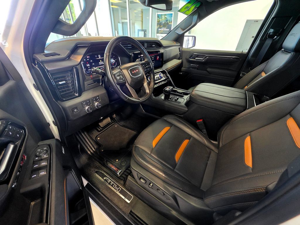 Used 2025 GMC Sierra 1500 AT4 AWD/4WD image 19