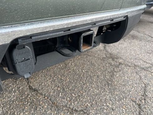 Used 2023 Chevrolet Tahoe LT w/ Luxury Package image 14