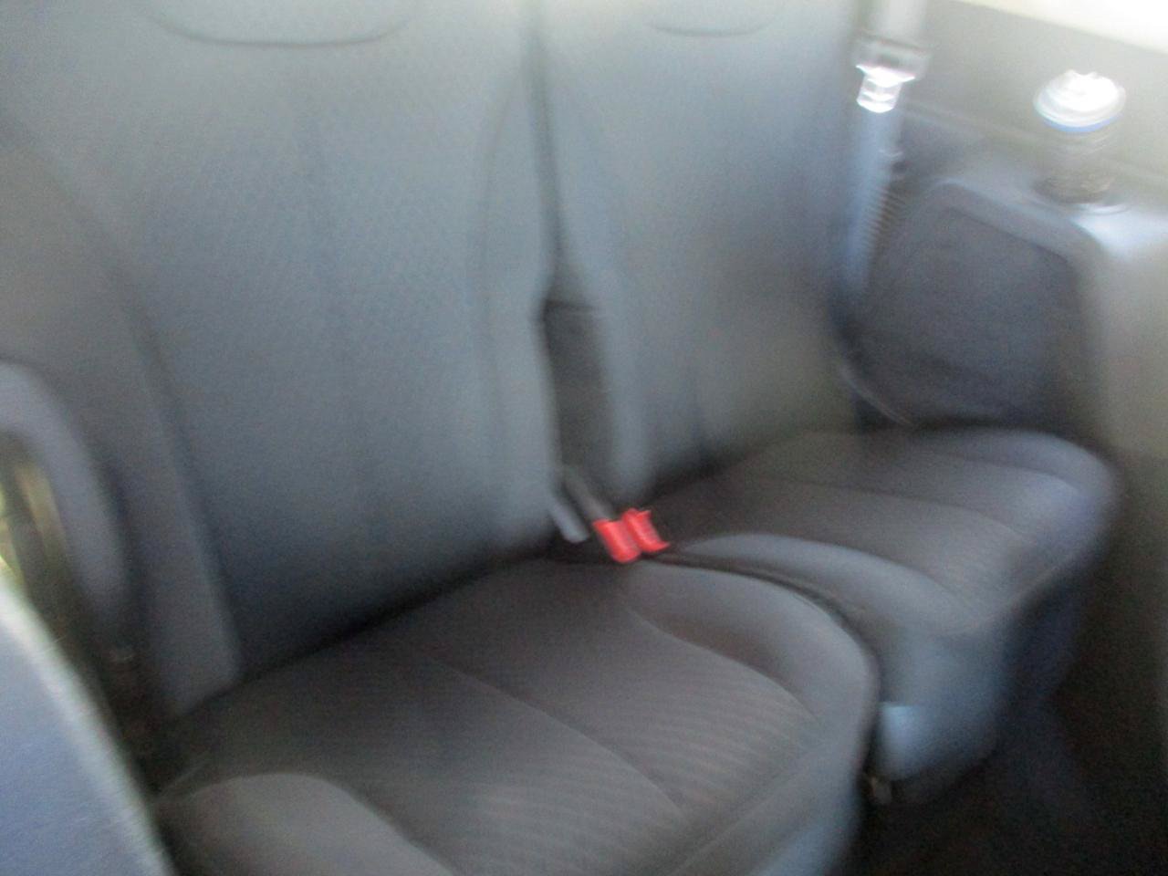 Used 2006 Chrysler Pacifica Touring FWD image 9