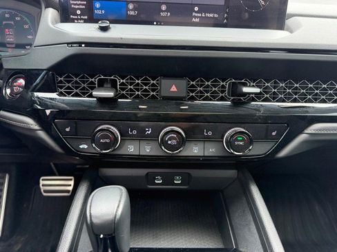 Used 2023 Honda Accord Sport image 15