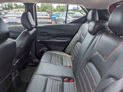 Used 2020 Nissan Kicks SR w/ SR Premium Package FWD image 13