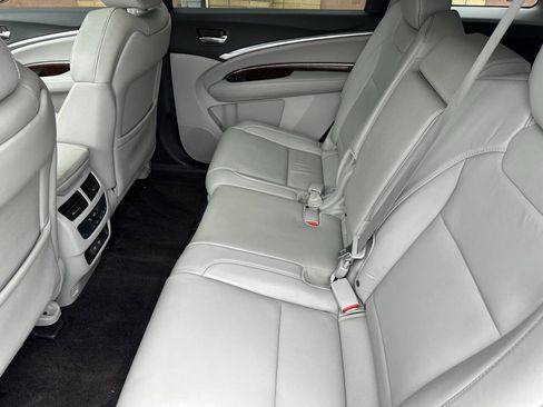 Used 2017 Acura MDX SH-AWD image 13