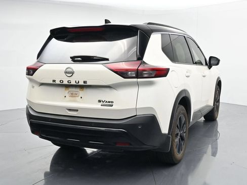 Used 2023 Nissan Rogue SV w/ SV Premium B Package AWD/4WD image 6
