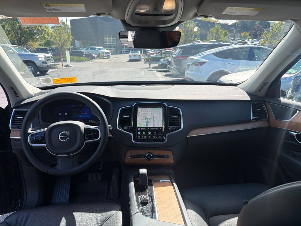 Certified 2025 Volvo XC90 T8 Plus w/ Protection Package Premier AWD/4WD image 10