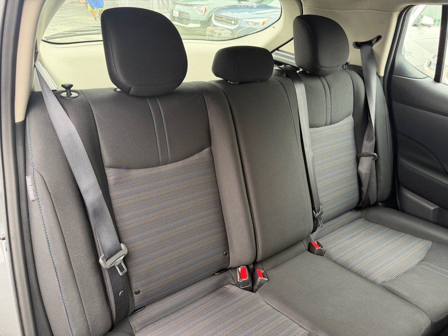 Used 2025 Nissan Leaf S FWD image 35