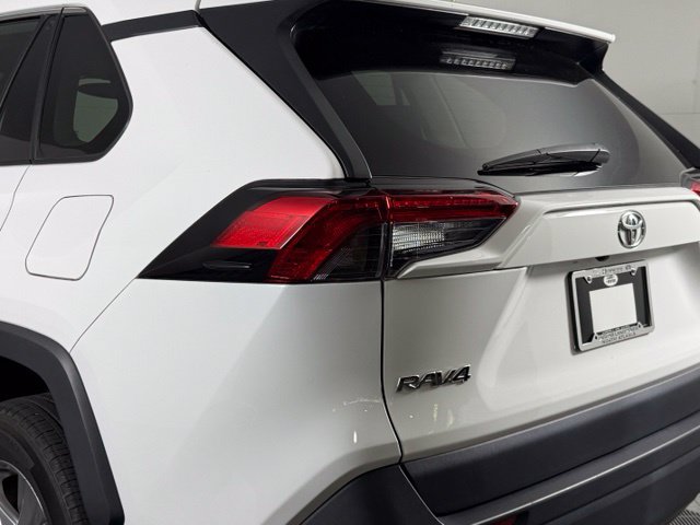 Used 2023 Toyota RAV4 XLE w/ Convenience Package FWD image 12