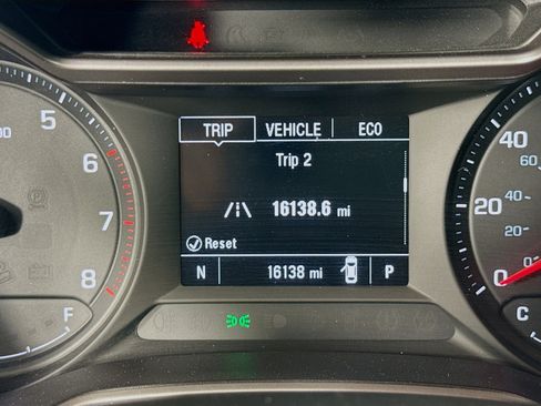 Used 2023 Chevrolet TrailBlazer LS FWD image 14