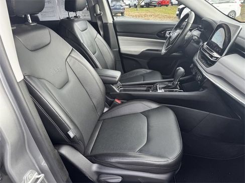 Certified 2022 Jeep Compass Limited image 14