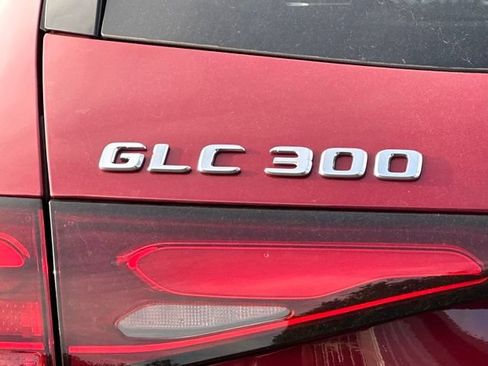 Certified 2024 Mercedes-Benz GLC 300 4MATIC image 11