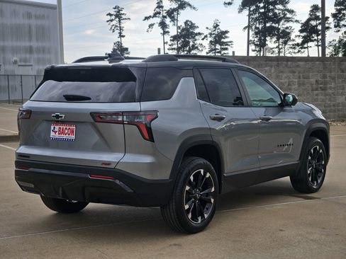 New 2026 Chevrolet Equinox RS FWD image 3