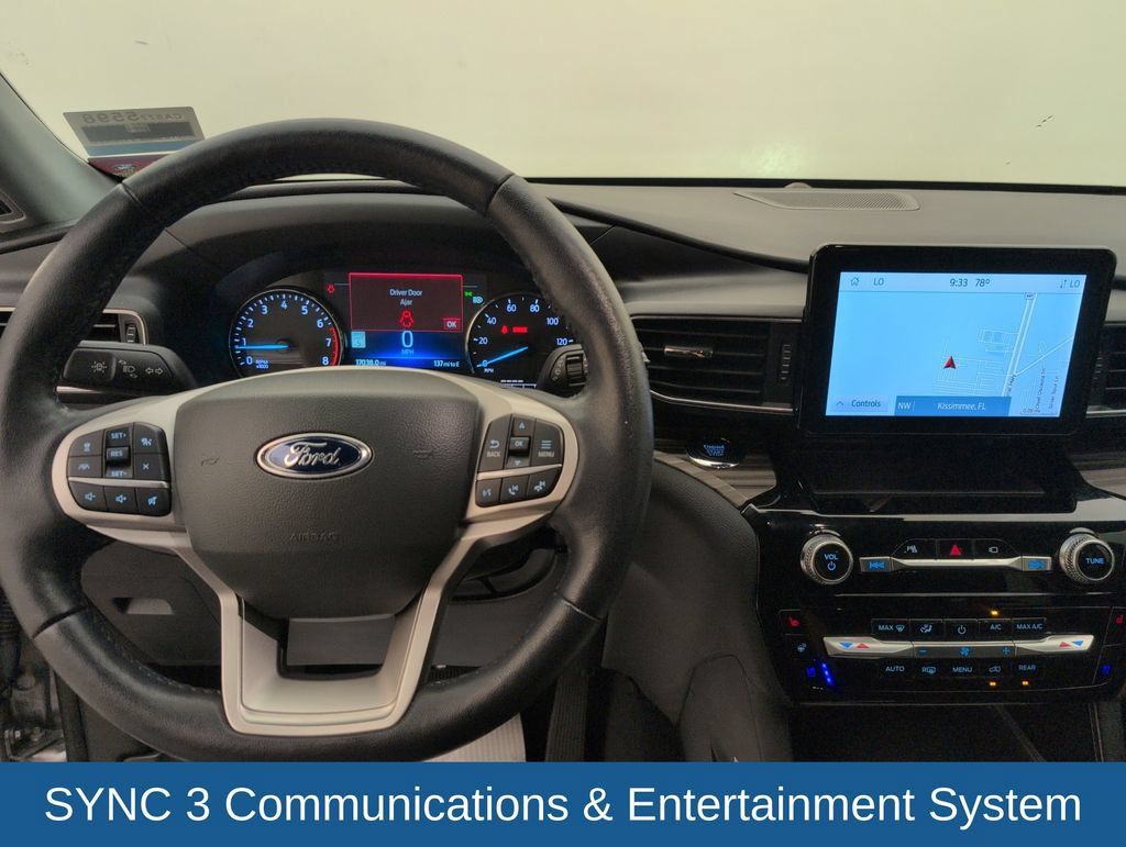 Used 2022 Ford Explorer Limited w/ Equipment Group 301A RWD image 21