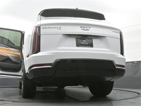 New 2025 Cadillac Escalade IQ Luxury 2 image 62