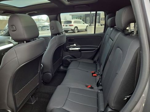 New 2026 Mercedes-Benz GLB 250 4MATIC image 28