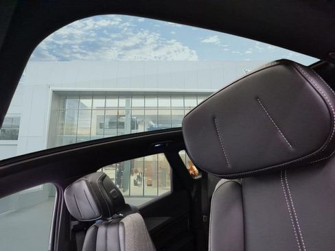 Certified 2024 Cadillac Lyriq Tech AWD/4WD image 8