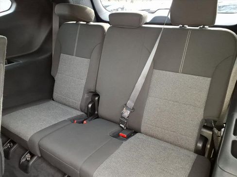 Certified 2025 GMC Acadia Elevation image 16