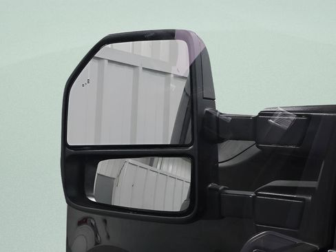 Used 2025 Ford F250 Platinum AWD/4WD image 25