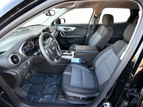 Certified 2024 Chevrolet Blazer LT w/ Convenience Package image 14