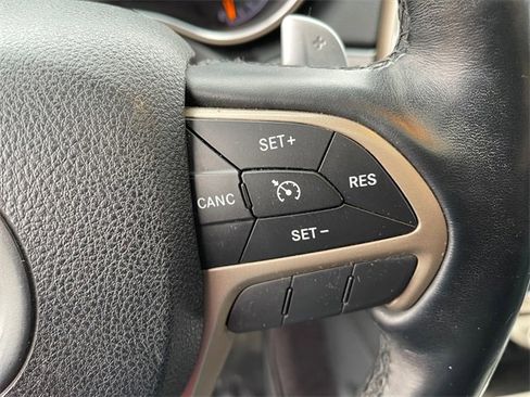 Used 2017 Jeep Grand Cherokee Limited 75th Anniversary image 35