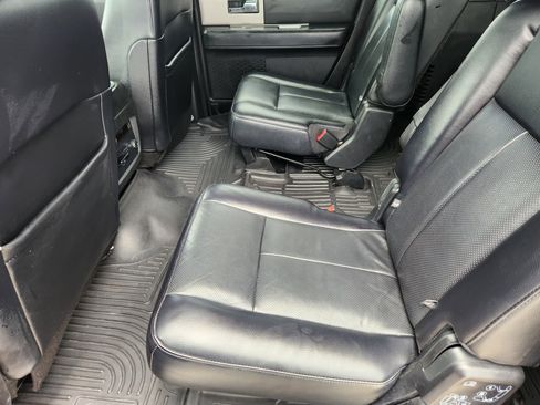 Used 2017 Ford Expedition EL Limited w/ Equipment Group 301A RWD image 30