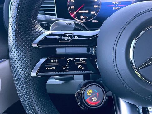 Used 2024 Mercedes-Benz GLE 53 AMG AMG GLE 53 image 24