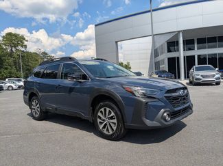 Used 2025 Subaru Outback Premium AWD/4WD video 2