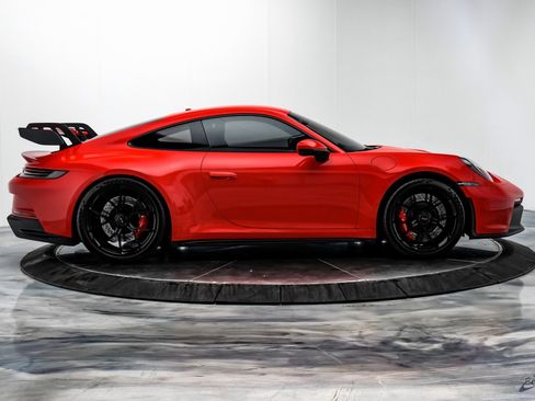 Used 2022 Porsche 911 GT3 image 19