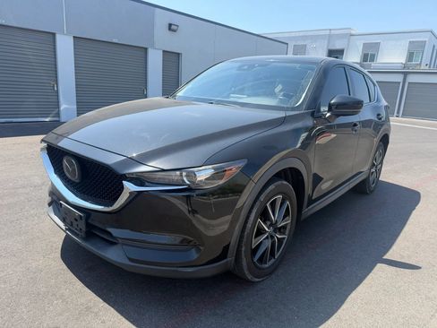 Used 2018 MAZDA CX-5 Touring FWD image 2