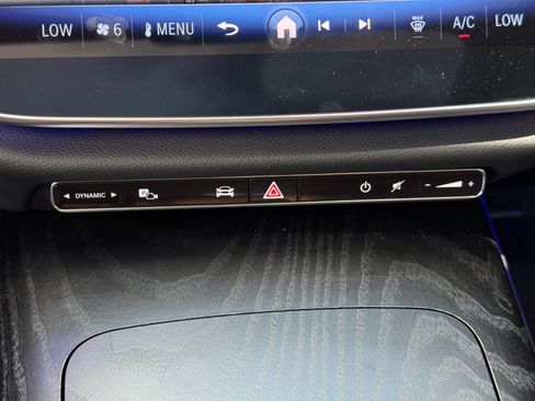 Used 2025 Mercedes-Benz E 350 Sedan w/ Winter Package image 35