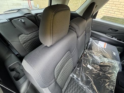 New 2026 Nissan Pathfinder SV w/ Cargo Package AWD/4WD image 12