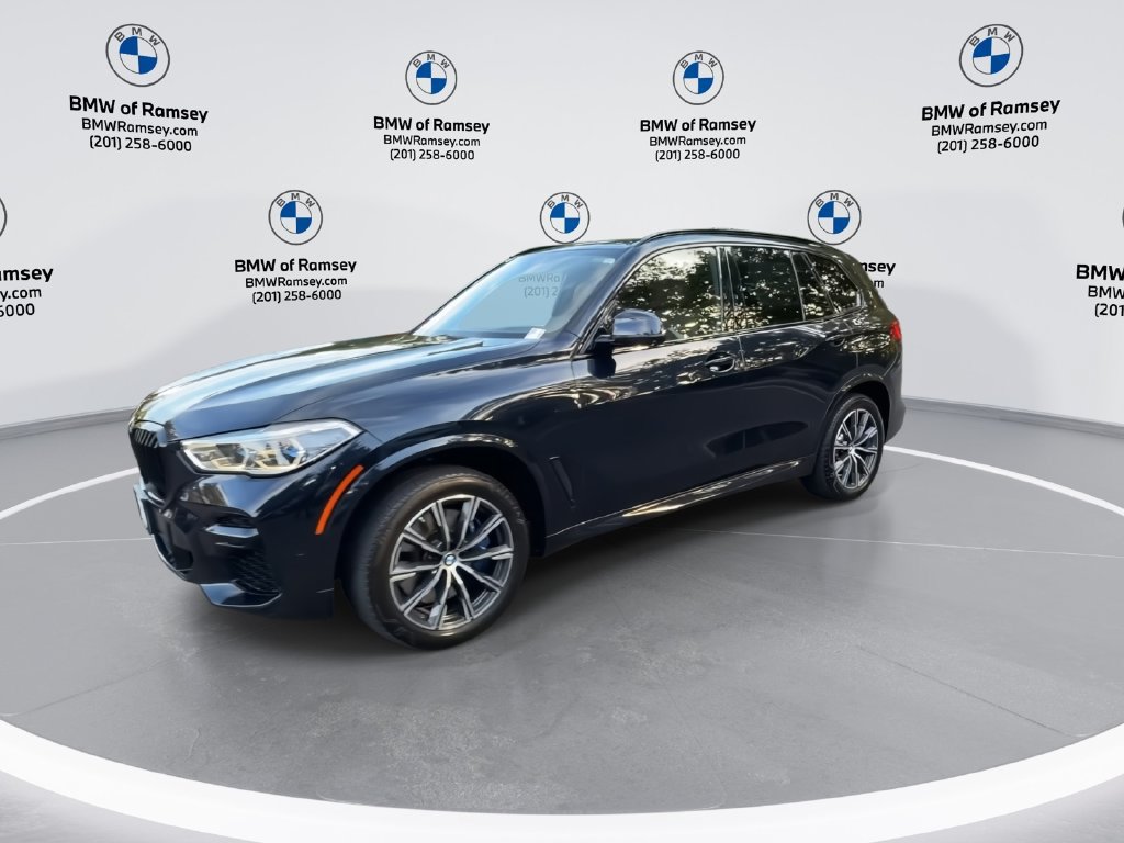 Used 2022 BMW X5 M50i w/ Executive Package AWD/4WD image 4