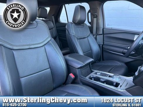 Used 2020 Ford Explorer ST w/ Premium Technology Package image 12