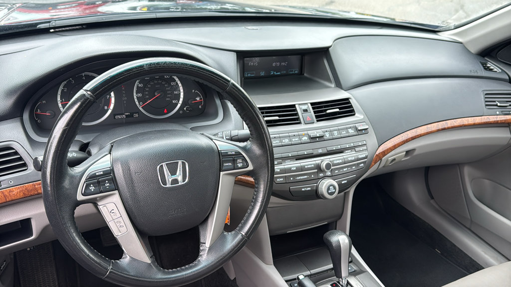 Used 2011 Honda Accord EX-L image 12