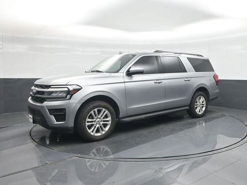 Used 2024 Ford Expedition Max XLT RWD image 1