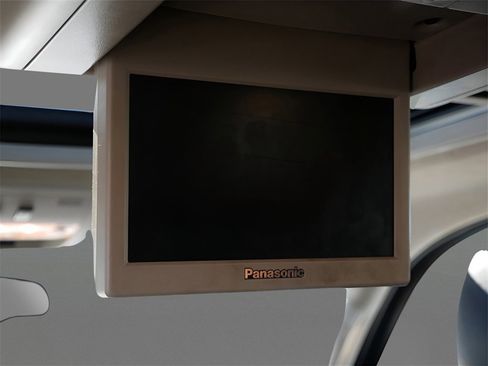 Used 2013 Chevrolet Tahoe LT w/ Luxury Package image 14