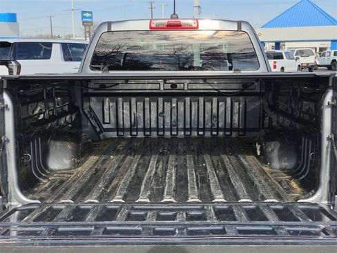 Used 2021 Chevrolet Colorado LT w/ Fleet Safety Package image 8