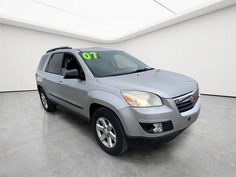 Used 2007 Saturn Outlook XE w/ Advanced Audio Pkg FWD image 4