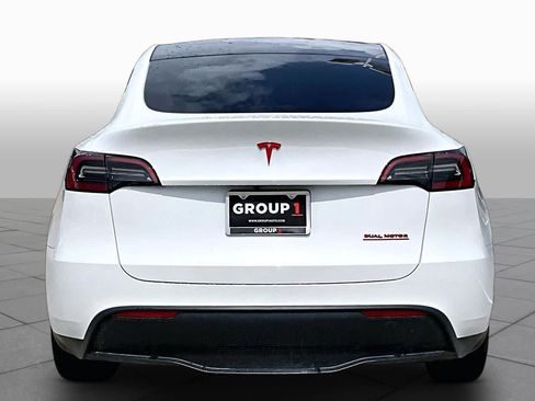 Used 2023 Tesla Model Y Long Range AWD/4WD image 4
