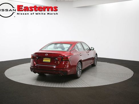 Used 2023 Nissan Altima 2.5 SV w/ SV Premium Package FWD image 38