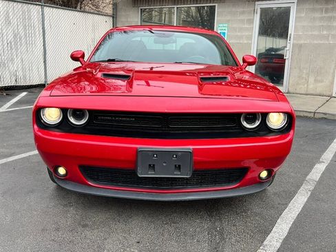 Used 2016 Dodge Challenger SXT w/ Blacktop Package image 3